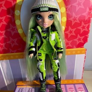 Rainbow High Doll Jade Hunter -2019